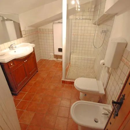 Apartman Locazione Turistica Giomein.1 *