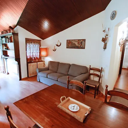 Apartman Locazione Turistica Giomein.1